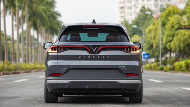 Vinfast VF8